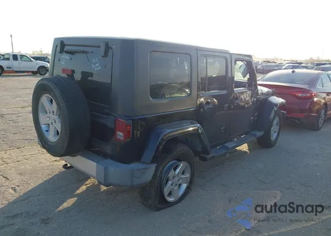 2008 Jeep Wrangler Unlimited Sahara from USA, damaged, VIN 1J4GA591X8L624638